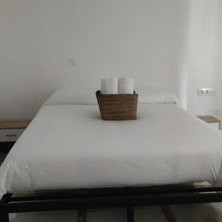 Convenient Rooms - Ferry, Train & Bus Station - Algeciras Exterior foto